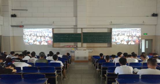 学生2